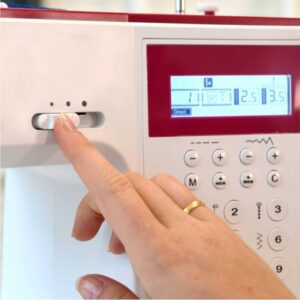 Bernette Sew & Go 8 computerized sewing machine with LCD display, Bernette Sew & Go 8 sewing machine with 197 stitch patterns, Compact Bernette Sew & Go 8 with alphabet and buttonhole options, Bernette Sew & Go 8 sewing machine with memory function and speed control, Bernette Sew & Go 8 for creative sewing with decorative stitches